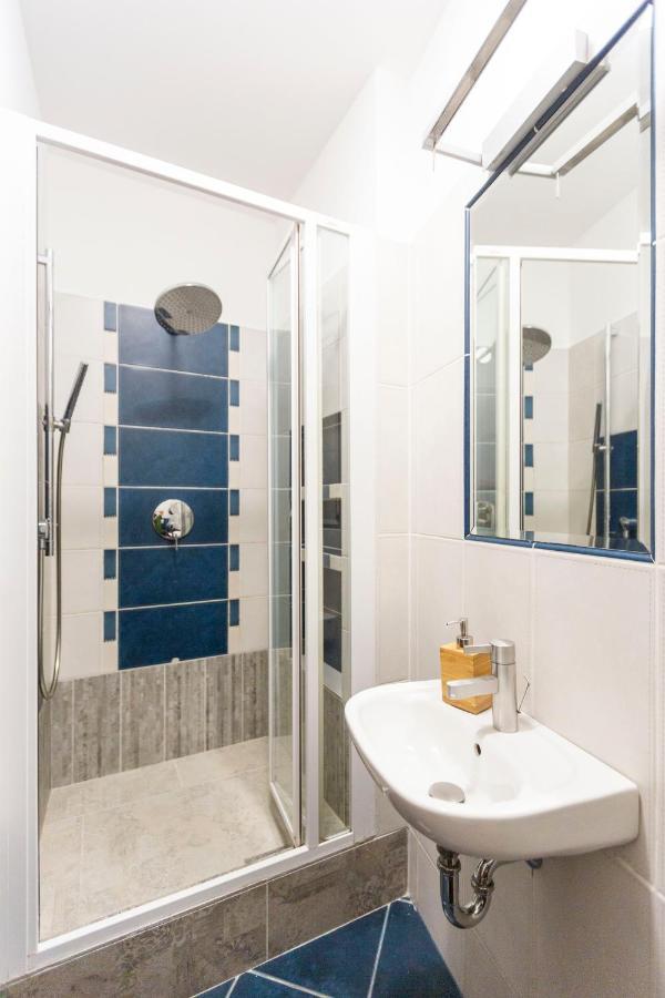 Deluxe Central Quentin Apartment 3Bedrm, 2Bathrm Budapest Esterno foto